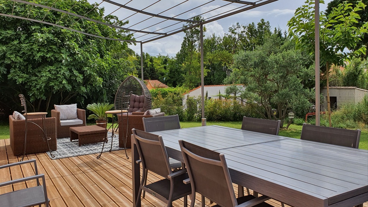 Photo of Outdoor in Bedarrides