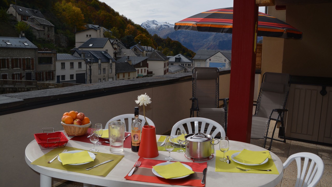 Photo of Outdoor in Sers