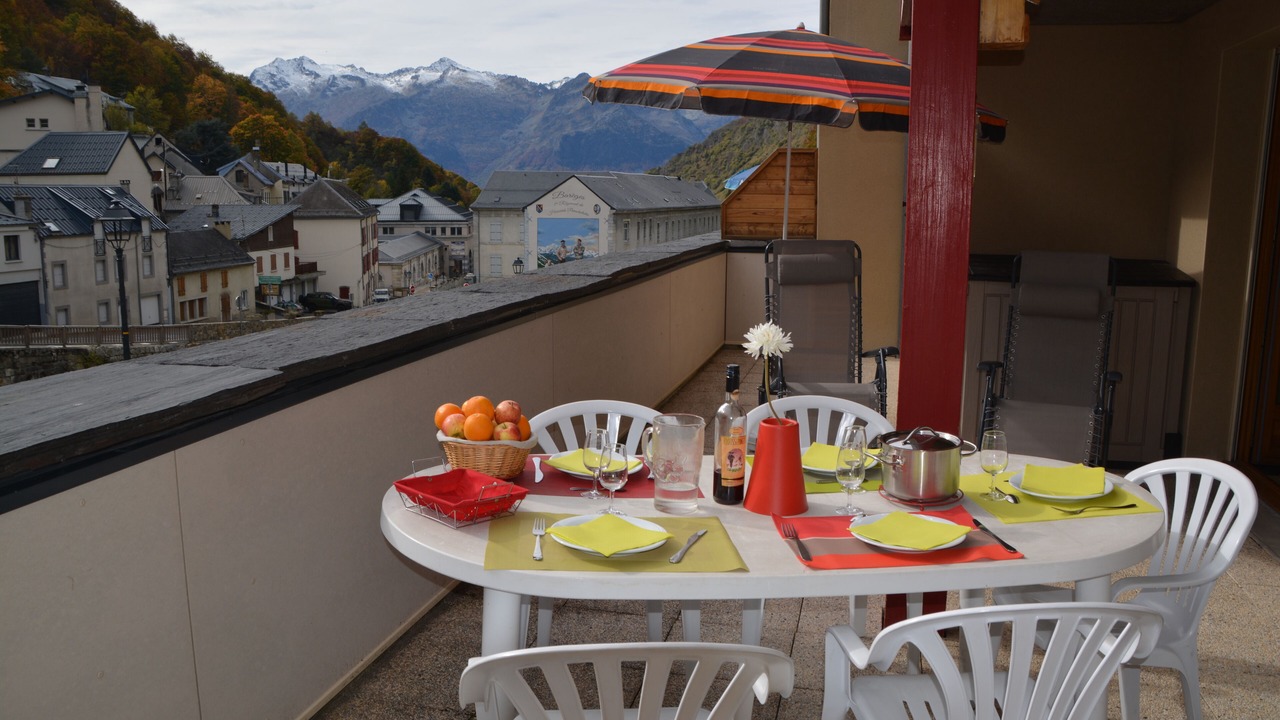 Photo of Outdoor in Sers