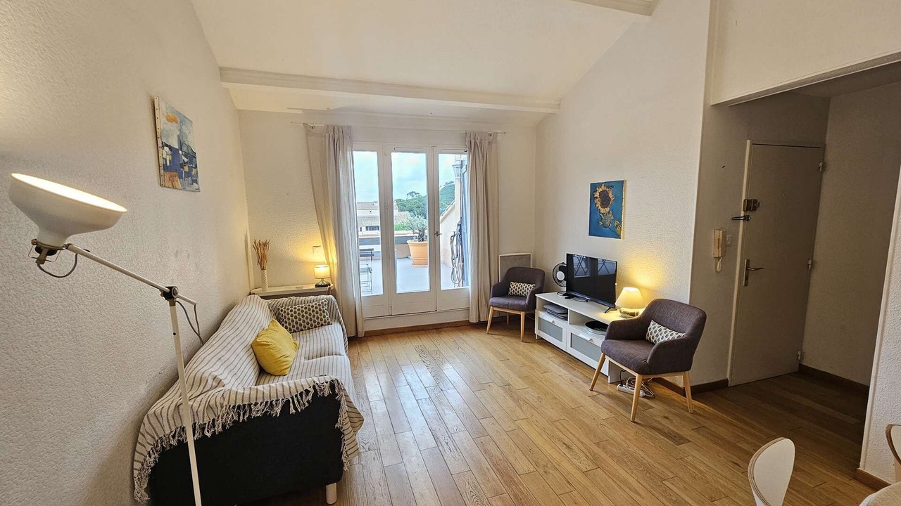 Photo of Livingroom in Saint-Mandrier-sur-Mer
