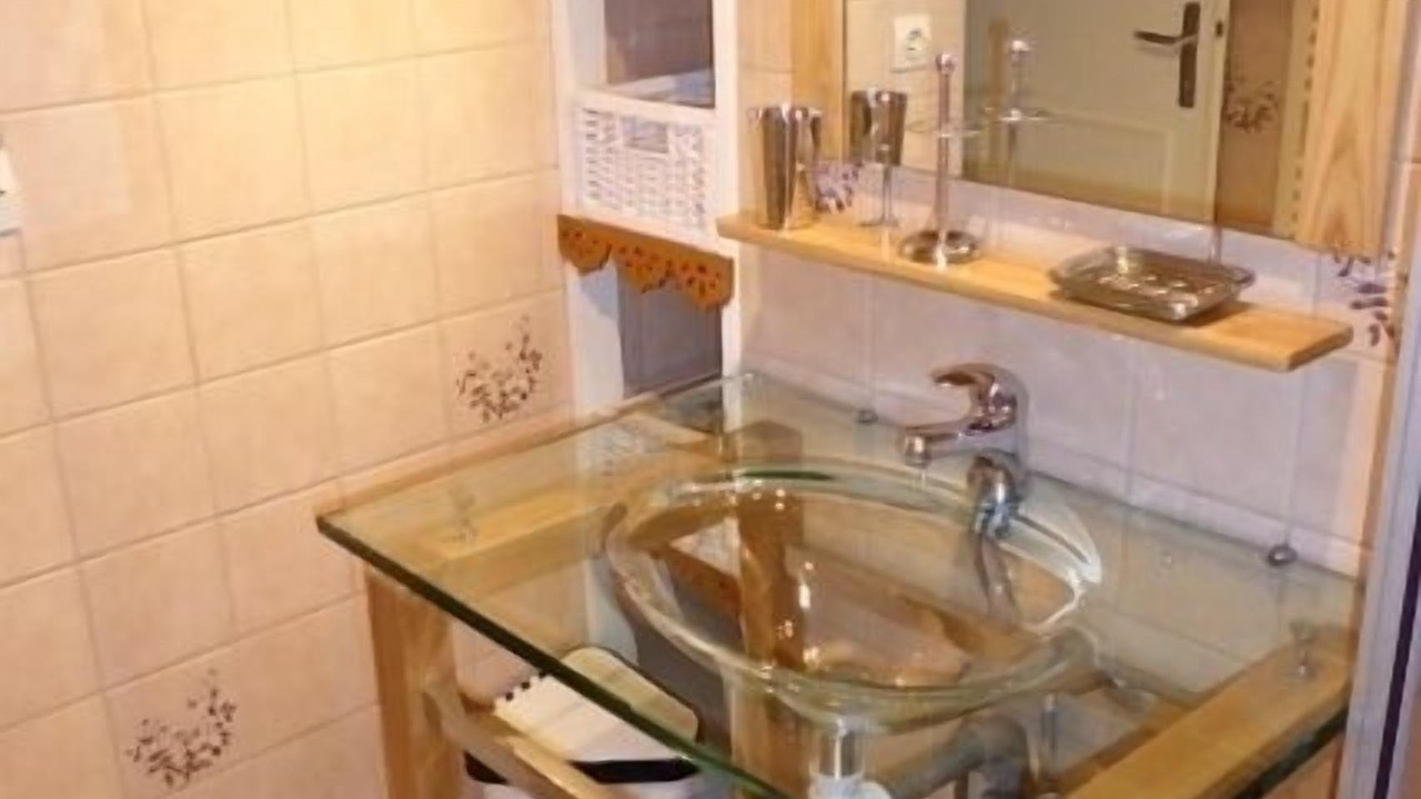 Photo of Bathroom in Cauterets