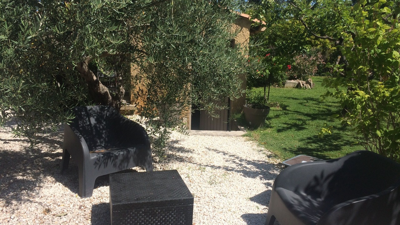 Photo of Outdoor in Maubec