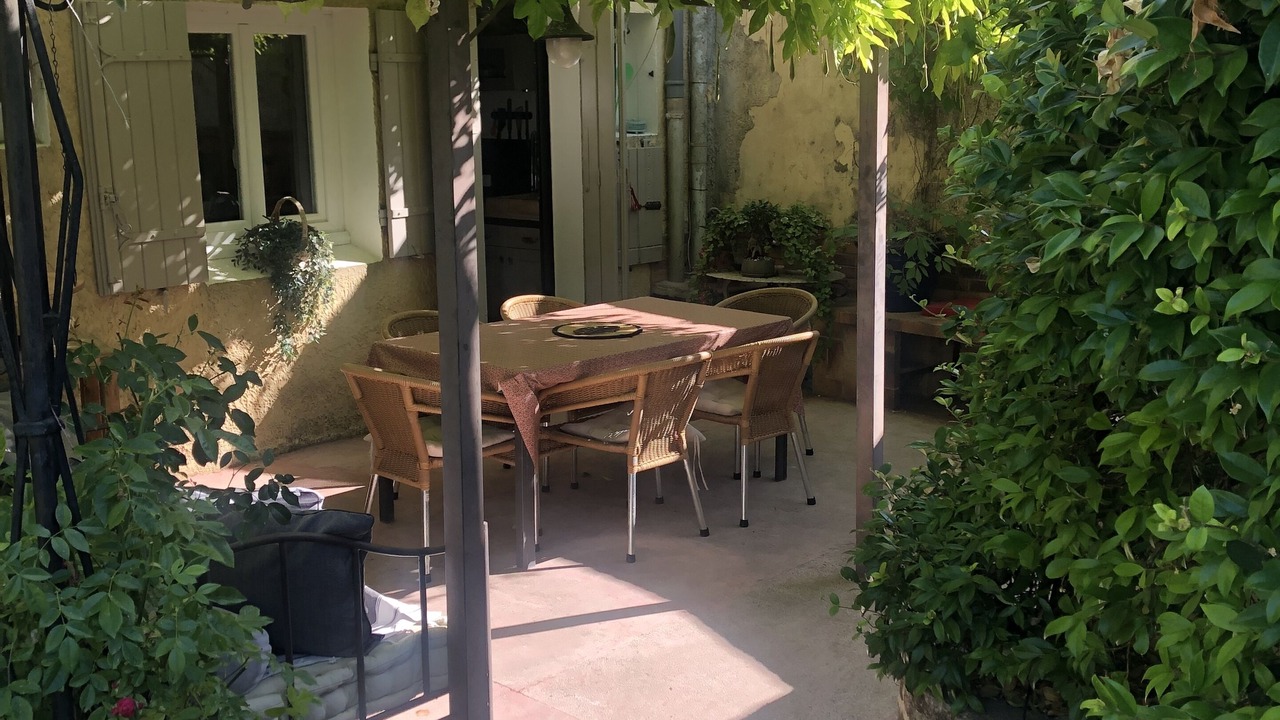 Photo of Outdoor in Maubec