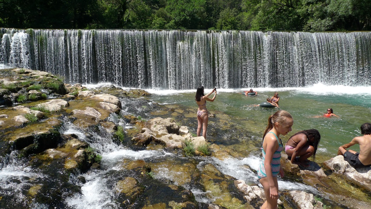 Photo of Others in Laroque