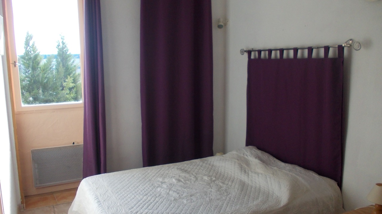 Photo of Bedroom in Le Pontet