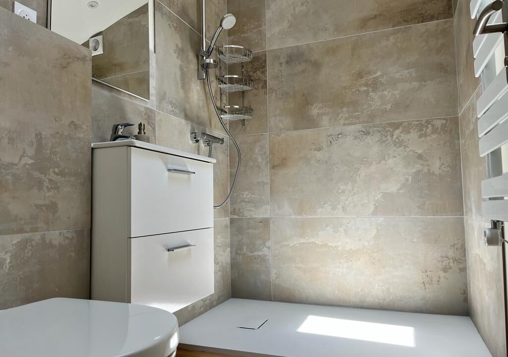 Photo of Bathroom in Saint-Siffret