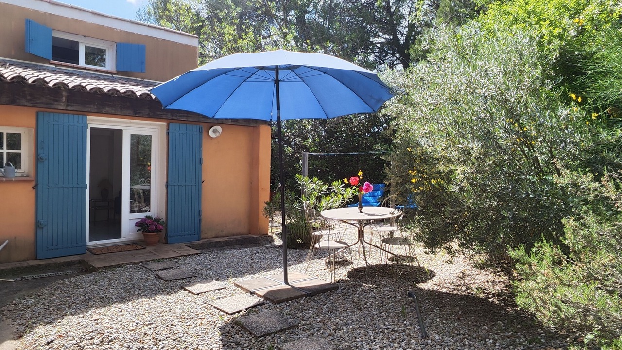 Photo of Outdoor in Auriol