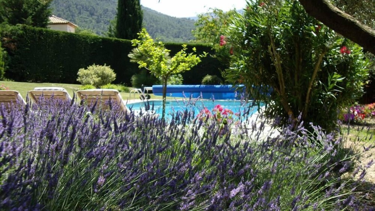 Photo of Outdoor in Auriol