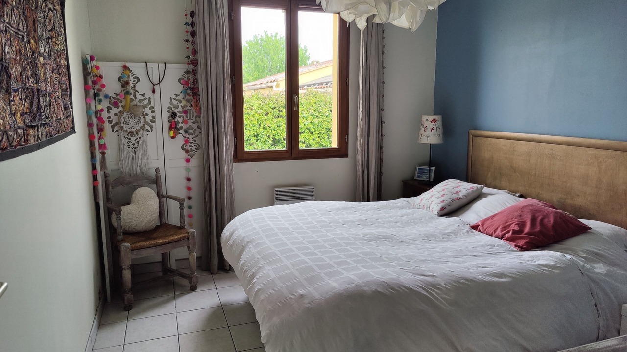 Photo of Bedroom in L'Isle-sur-la-Sorgue