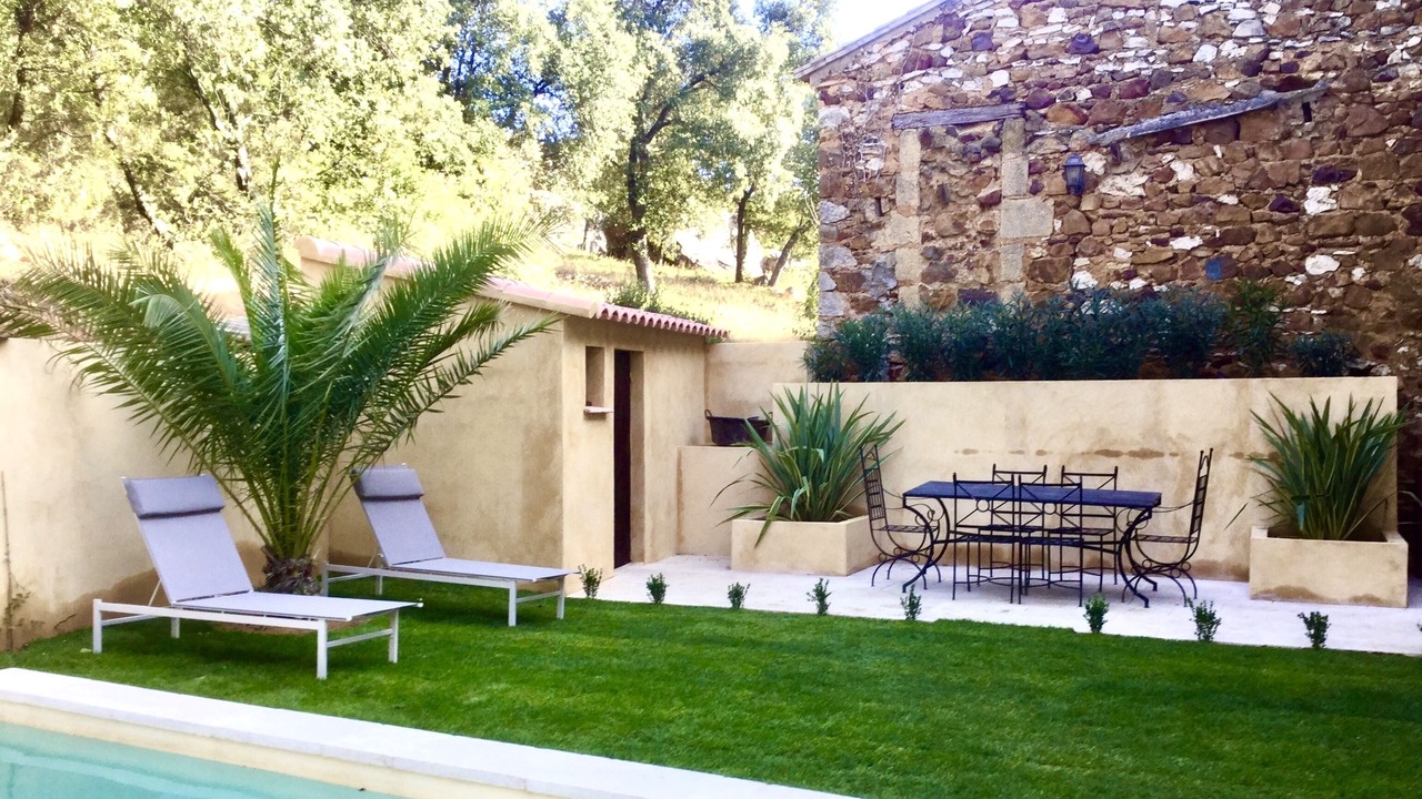 Photo of Outdoor in La Capelle-et-Masmolene