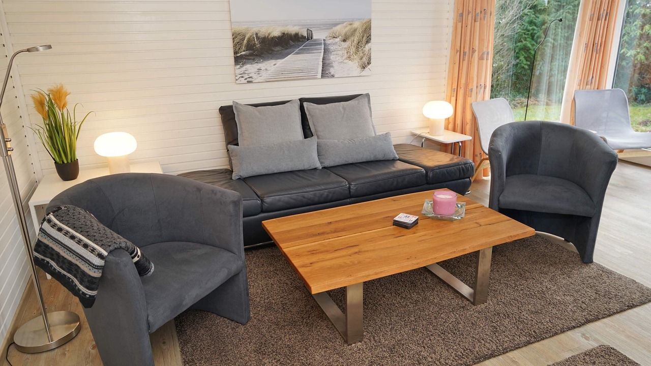 Photo of Livingroom in Damp