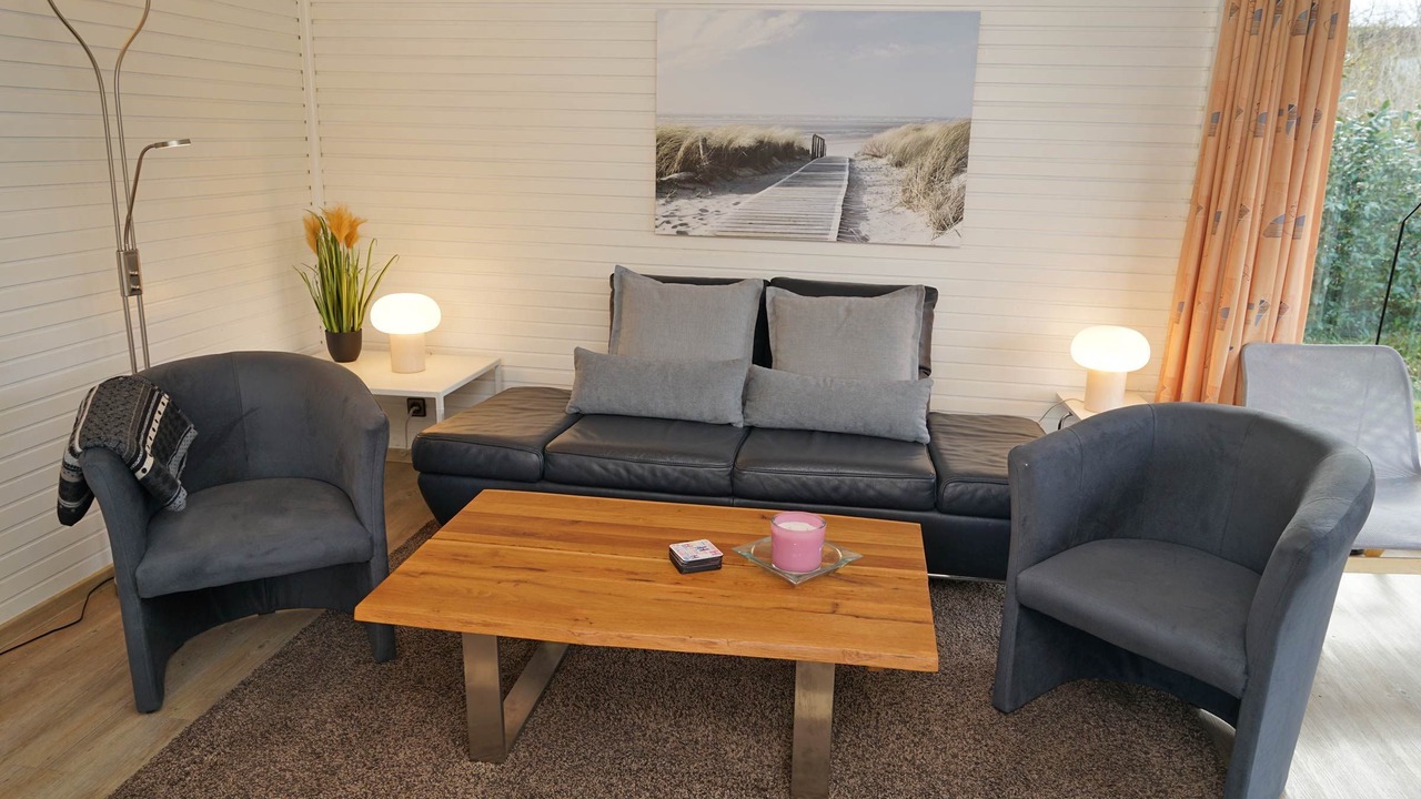 Photo of Livingroom in Damp