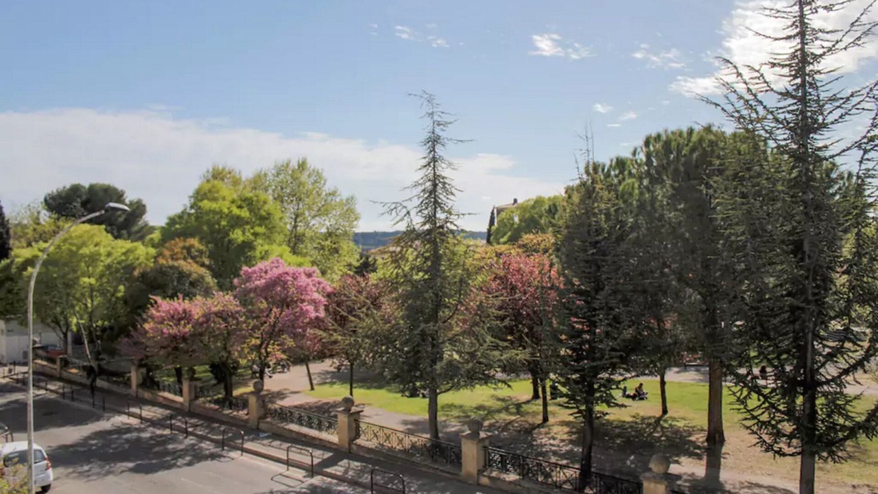 Photo of Outdoor in Couronne Urbaine