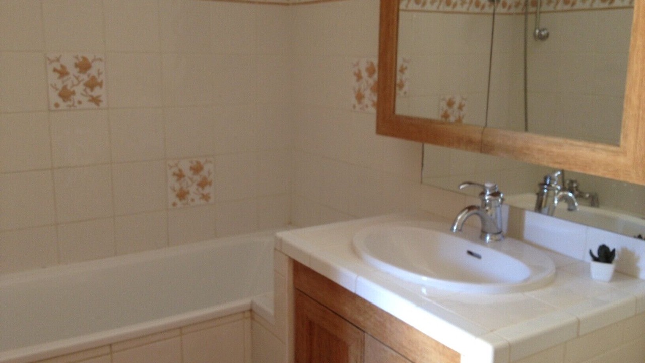 Photo of Bathroom in Bellegarde