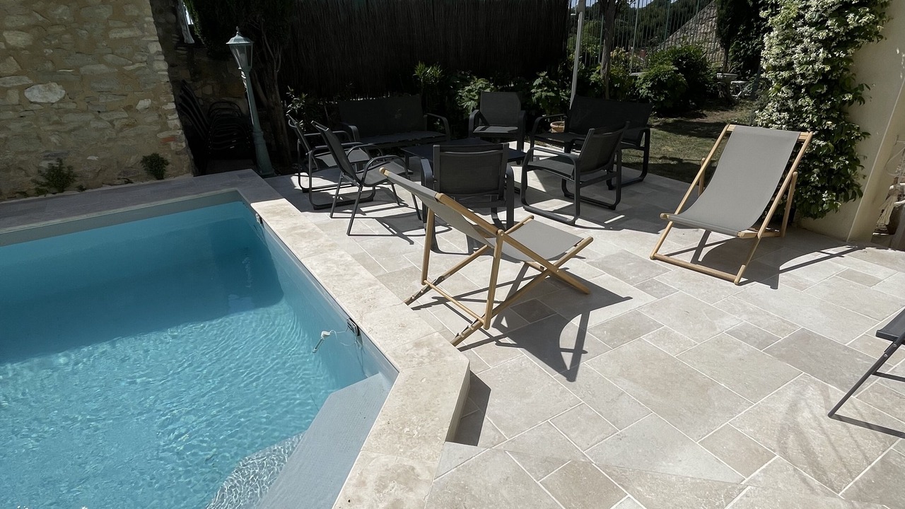 Photo of Outdoor in Chateauneuf-de-Gadagne