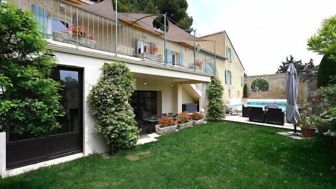 Photo of Outdoor in Chateauneuf-de-Gadagne