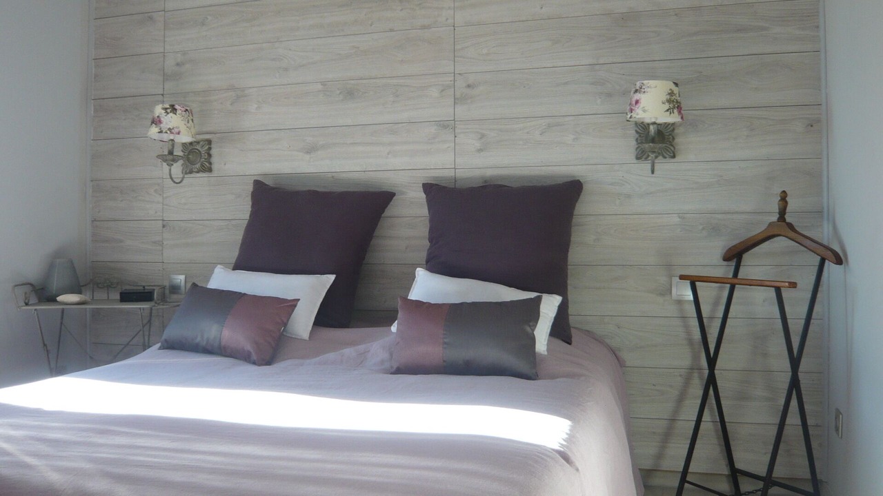 Photo of Bedroom in Maussane