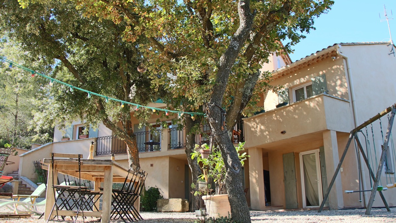 Photo of Outdoor in Chateauneuf-de-Gadagne