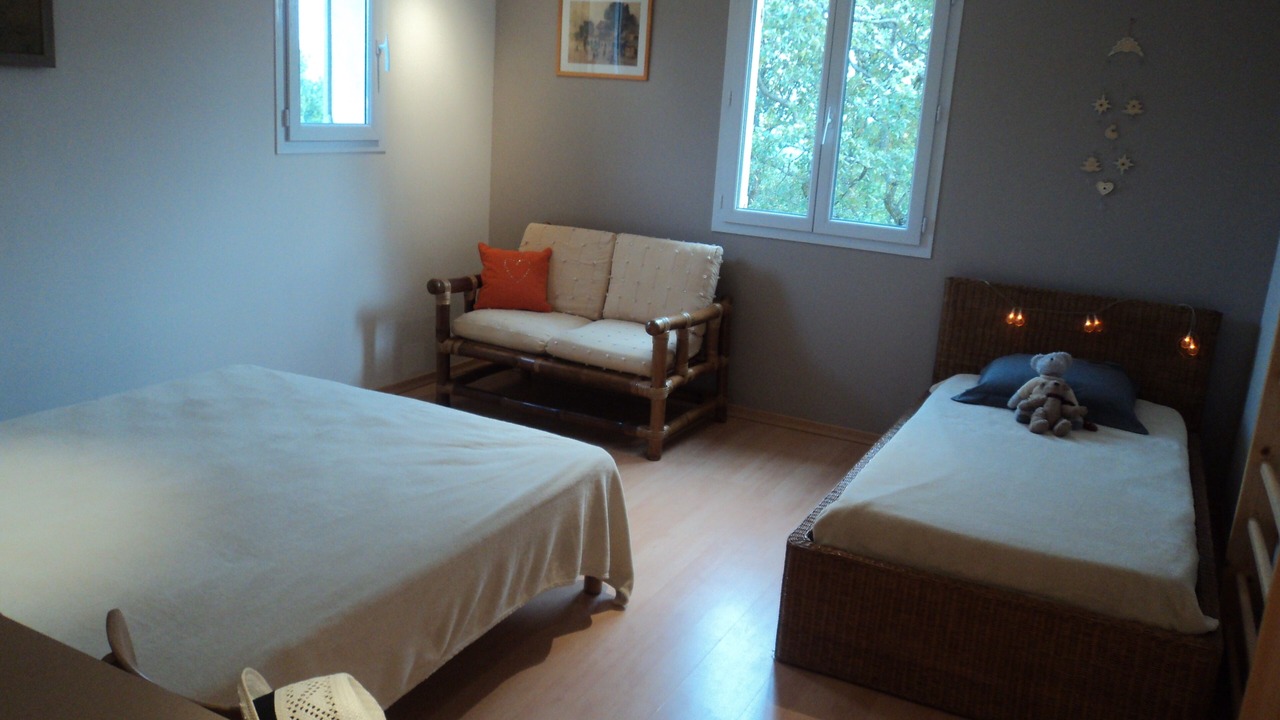Photo of Bedroom in Chateauneuf-de-Gadagne