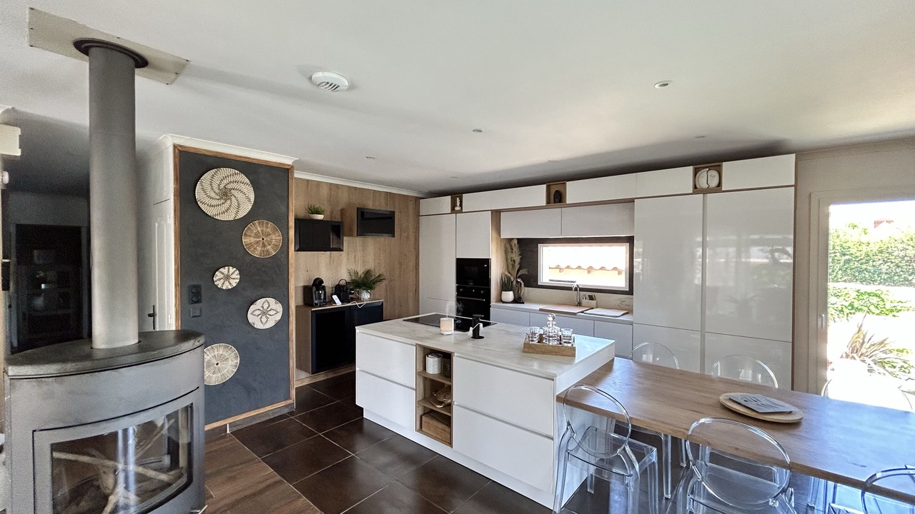 Photo of Kitchen in Garons
