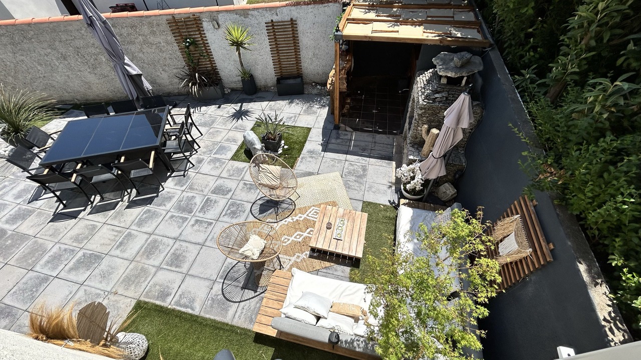 Photo of Outdoor in Garons