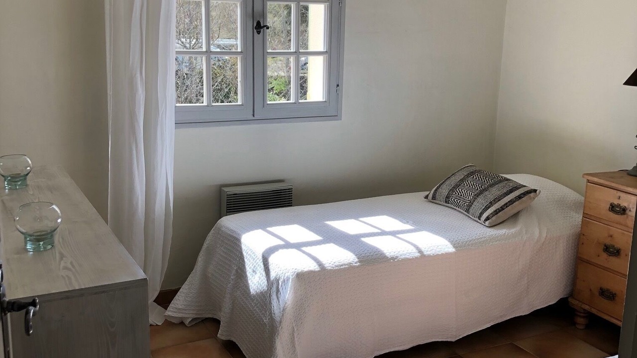 Photo of Bedroom in Apt