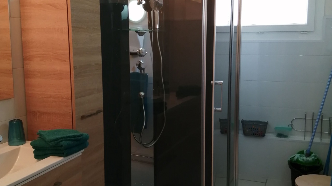 Photo of Bathroom in Meynes