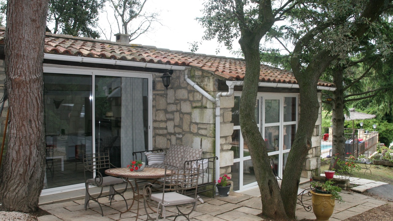 Photo of Outdoor in Comps