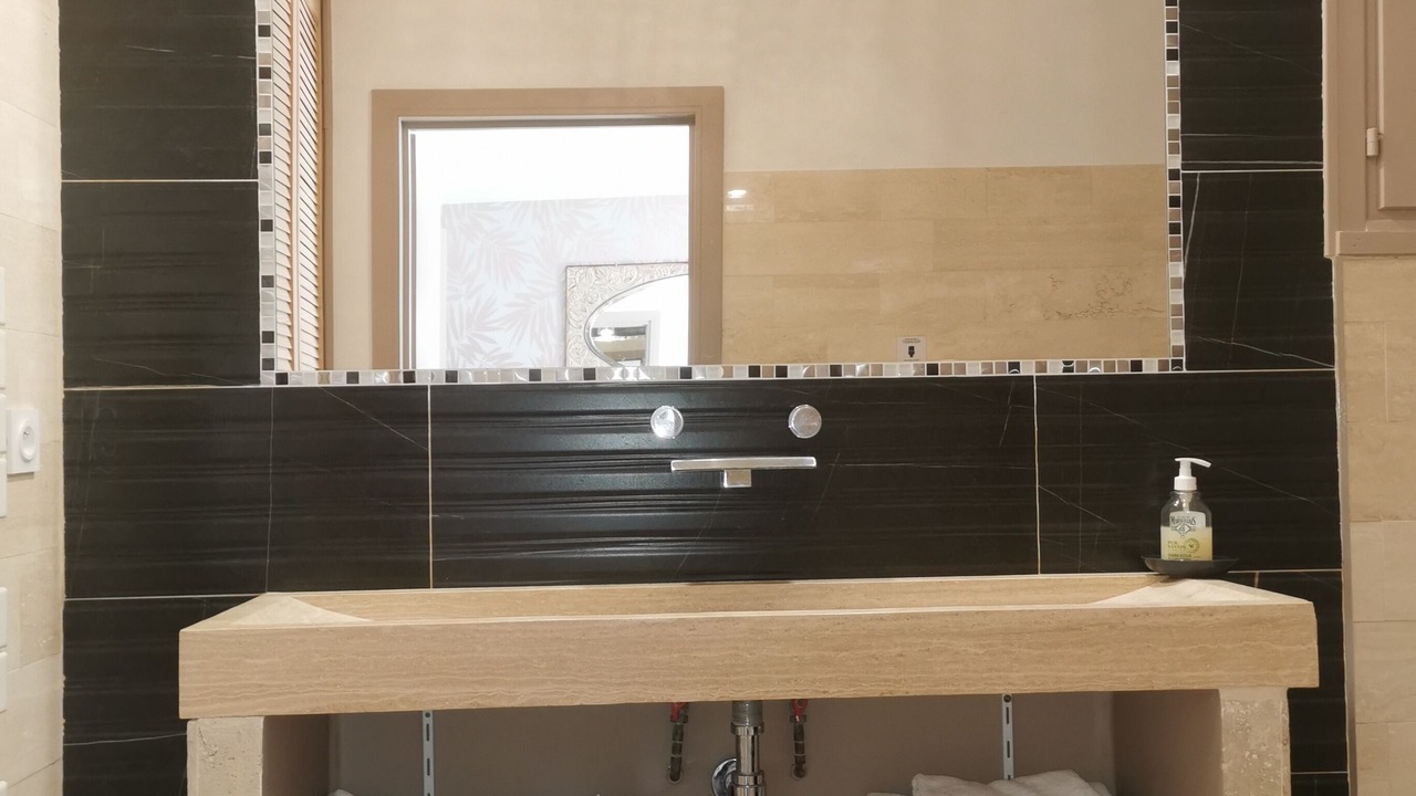 Photo of Bathroom in Velaux