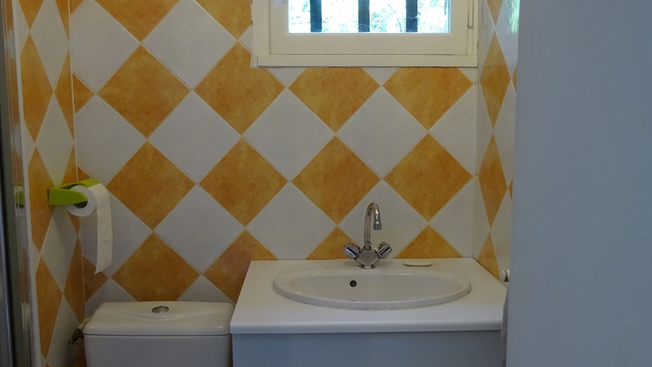 Photo of Bathroom in Boisset-et-Gaujac