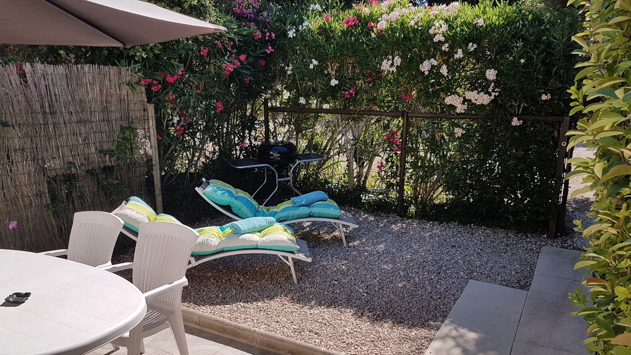 Photo of Outdoor in Eygalieres