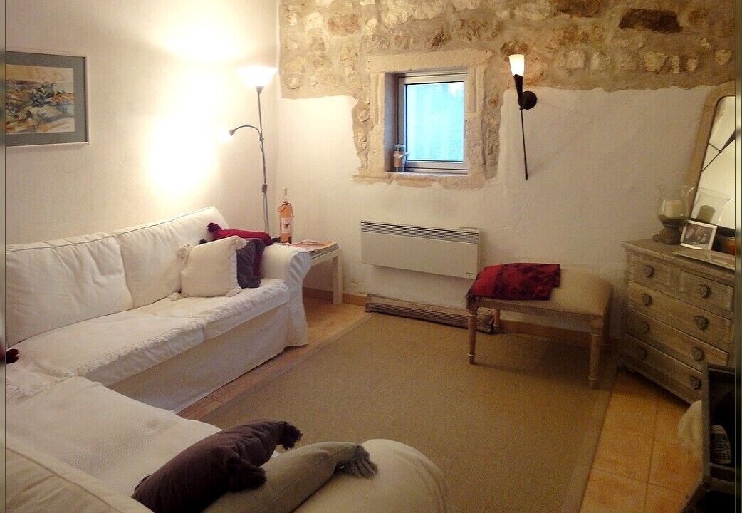 Photo of Livingroom in Paradou