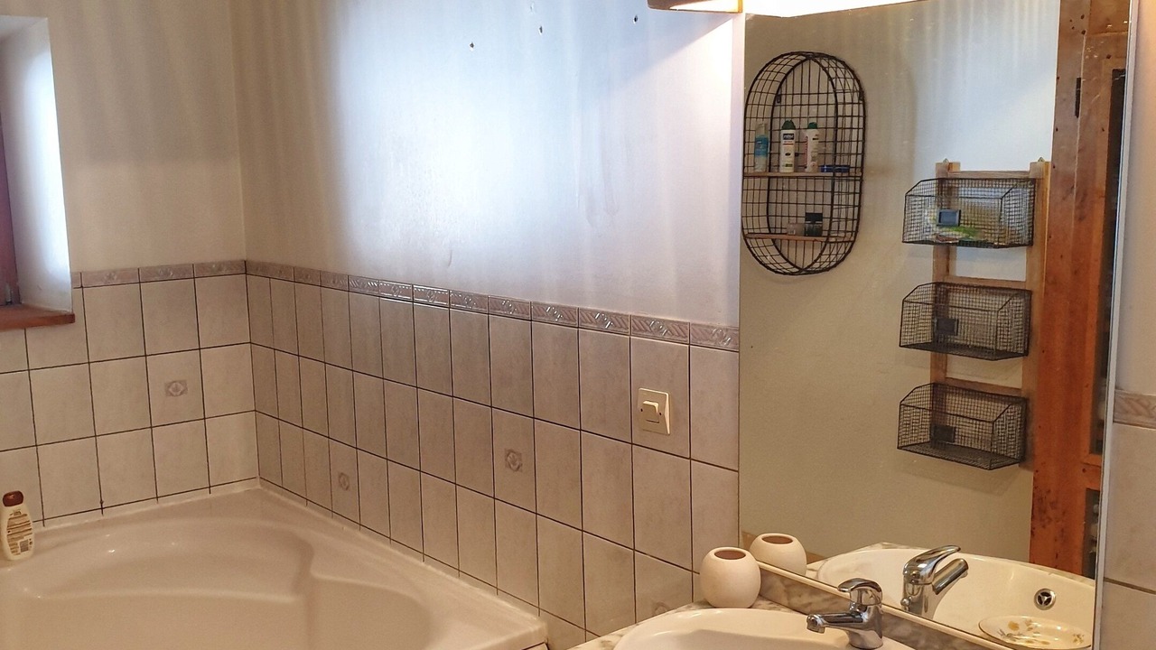 Photo of Bathroom in Entremont