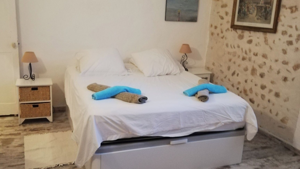 Photo of Bedroom in Saint-Martin-de-Crau