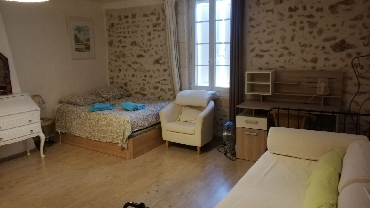 Photo of Bedroom in Saint-Martin-de-Crau