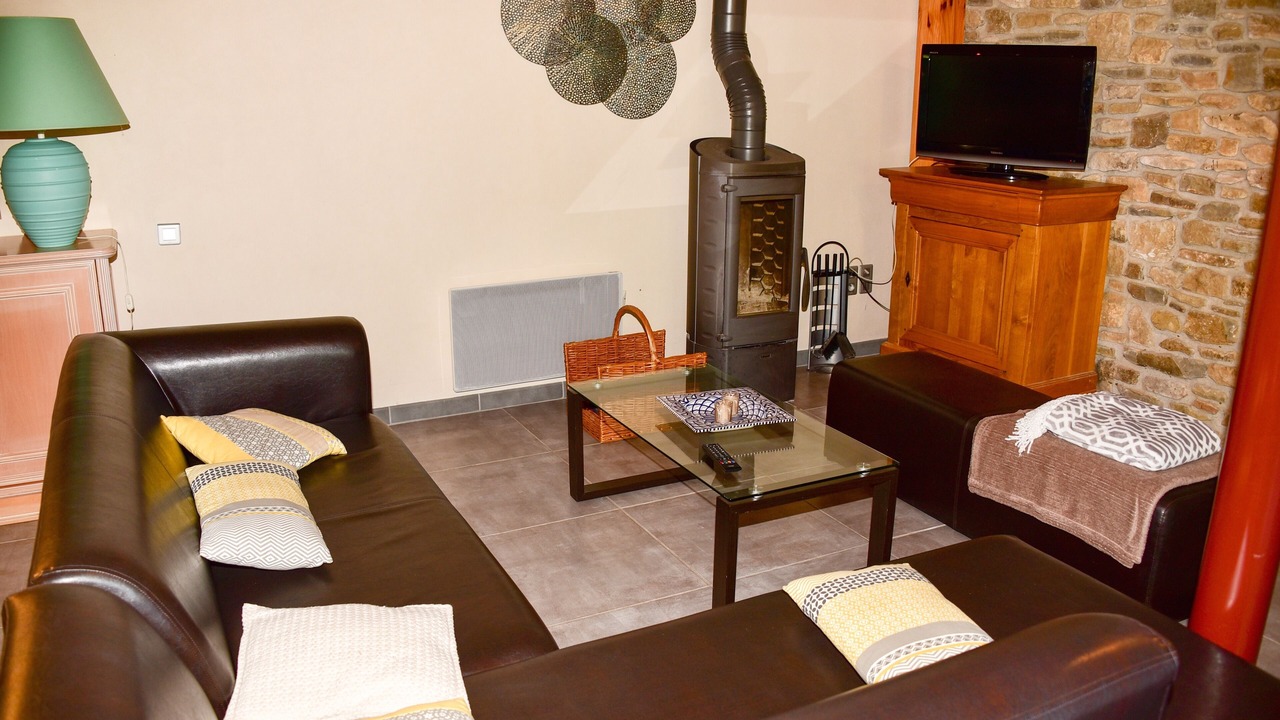 Photo of Livingroom in Cruviers-Lascours