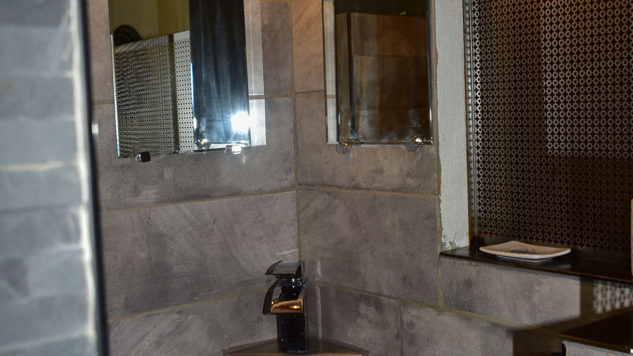 Photo of Bathroom in Cruviers-Lascours