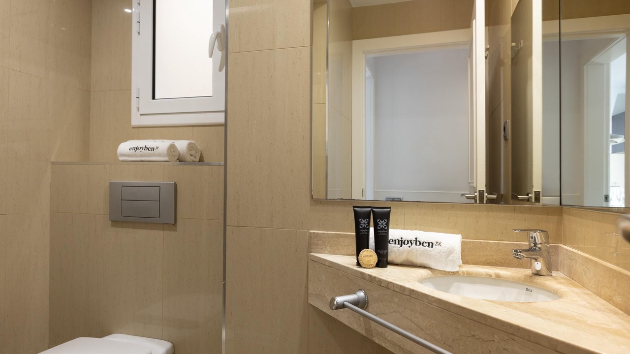Photo of Bathroom in La Nova Esquerra de l'Eixample