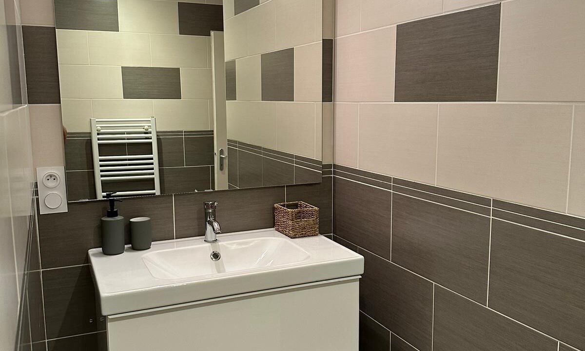 Photo of Bathroom in Berrias-et-Casteljau