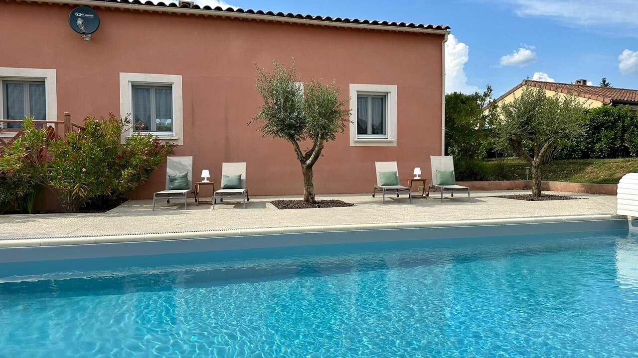 Photo of Outdoor in Berrias-et-Casteljau