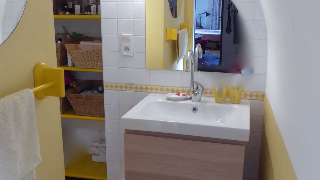 Photo of Bathroom in Saint-Rome-de-Cernon