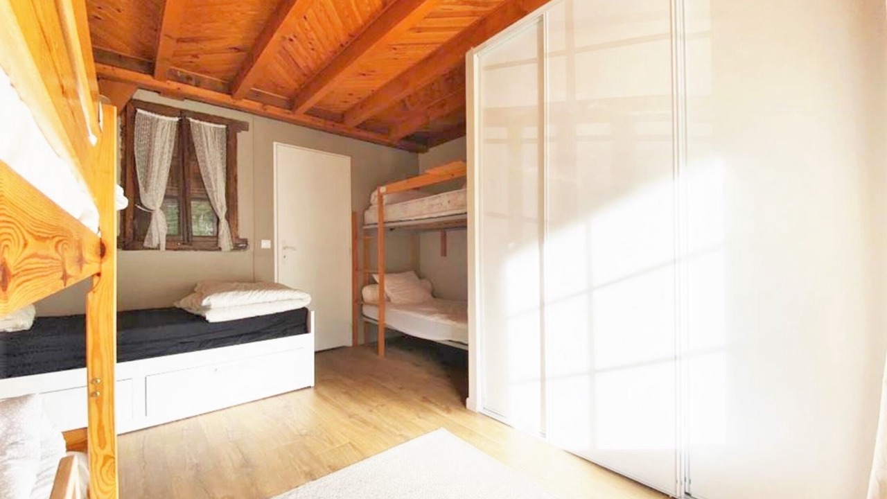 Photo of Bedroom in Campan