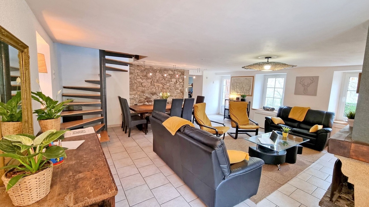 Photo of Livingroom in Campan