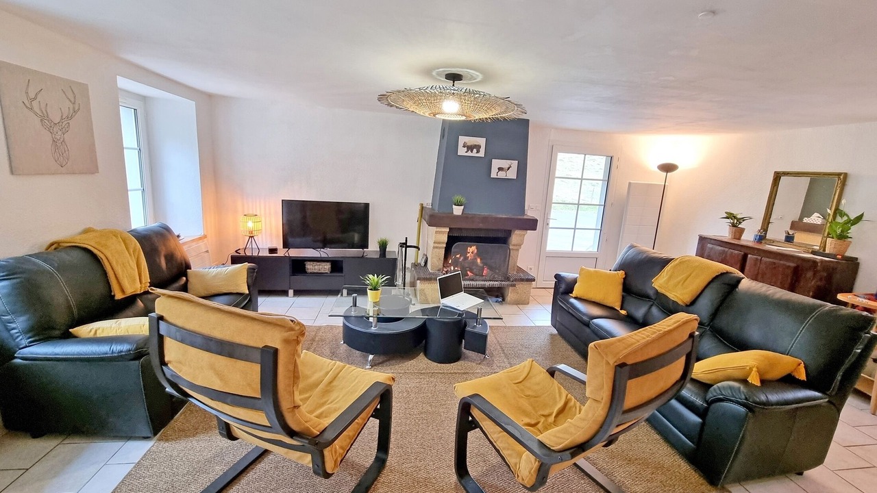 Photo of Livingroom in Campan