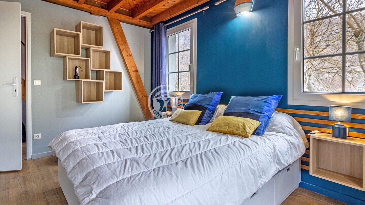 Photo of Bedroom in Campan