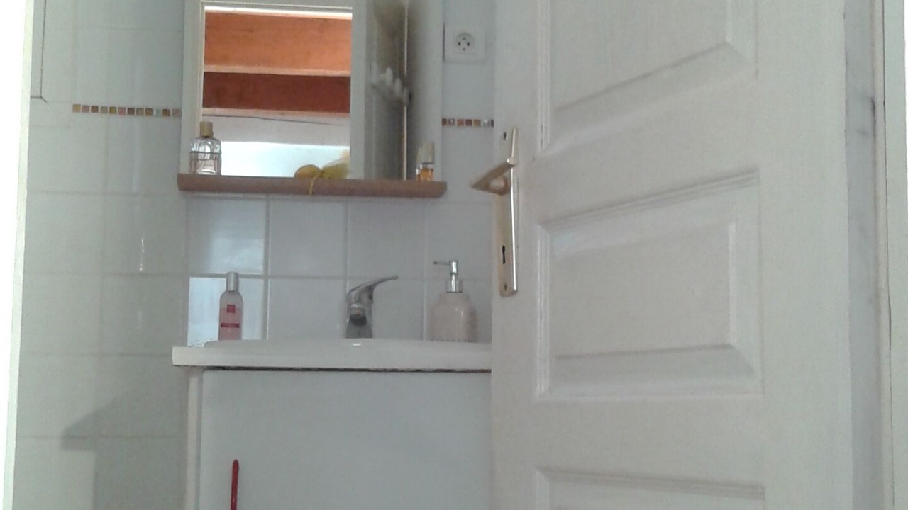 Photo of Bathroom in Lambesc