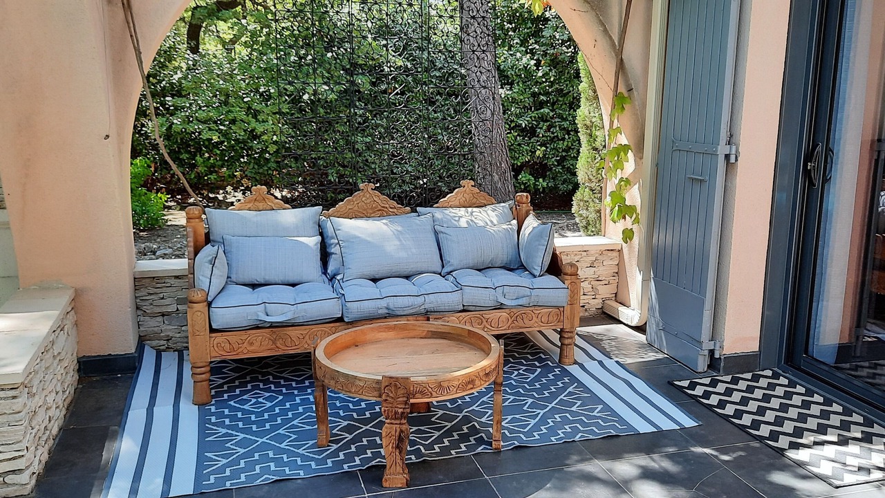Photo of Patio Balcony in L'Isle-sur-la-Sorgue