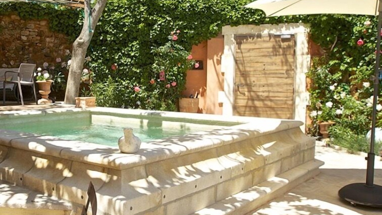 Photo of Outdoor in Roussillon
