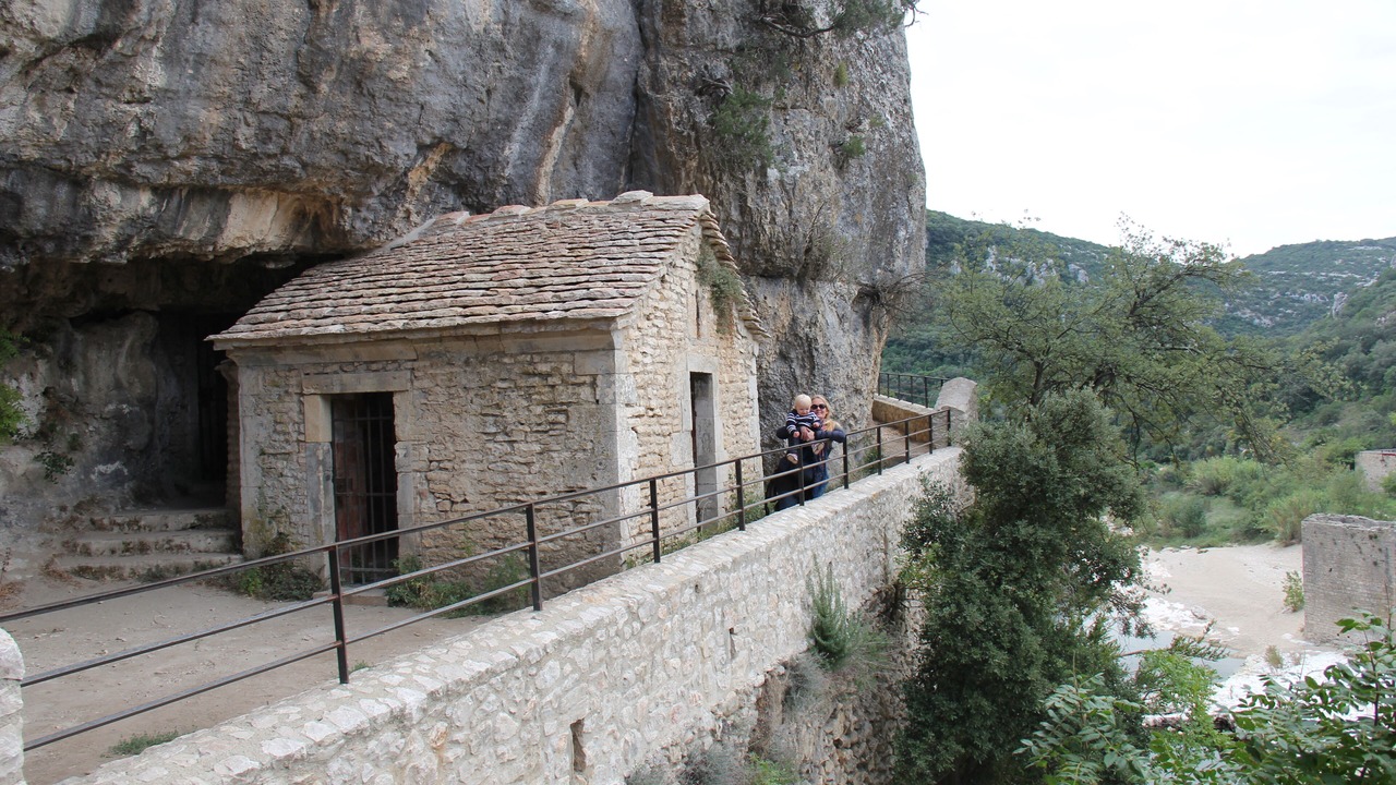 Photo of Others in Collias
