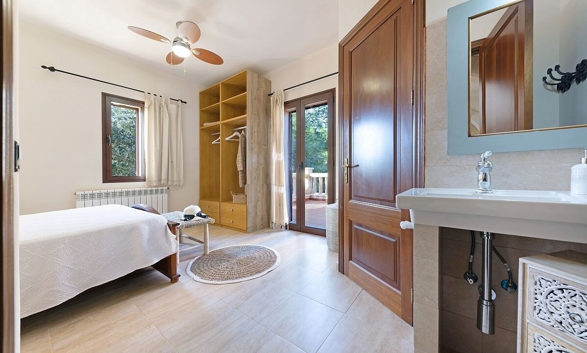 Photo of Bedroom in Portocolom